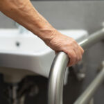 Unterschied zwischen barrierefreien und behindertengerechten Badezimmern